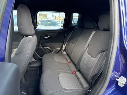 Used 2021 Jeep Renegade Latitude image 13