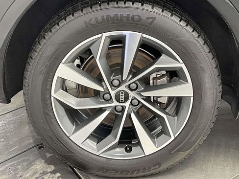 Certified 2023 Audi Q5 2.0T Premium w/ Convenience Package image 13