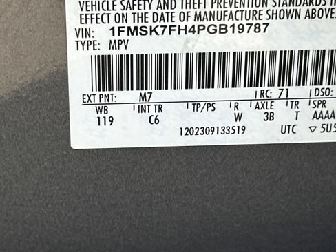 Used 2023 Ford Explorer Limited image 34