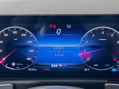 Certified 2025 Mercedes-Benz GLB 250 image 13