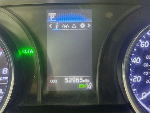 Used 2019 Toyota Camry LE w/ Convenience Package image 16