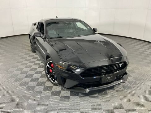 Used 2021 Ford Mustang GT Premium w/ Equipment Group 401A RWD image 38