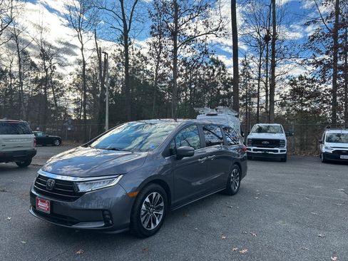 Used 2024 Honda Odyssey EX-L image 1