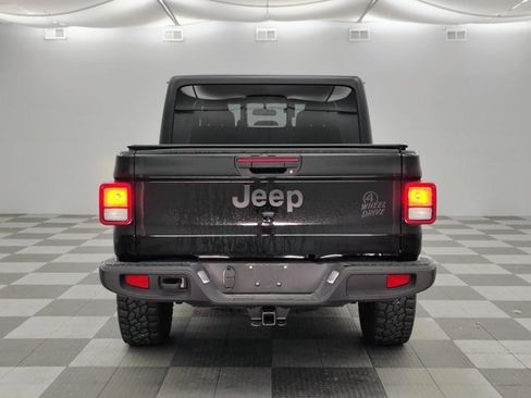 Used 2022 Jeep Gladiator Sport AWD/4WD image 5