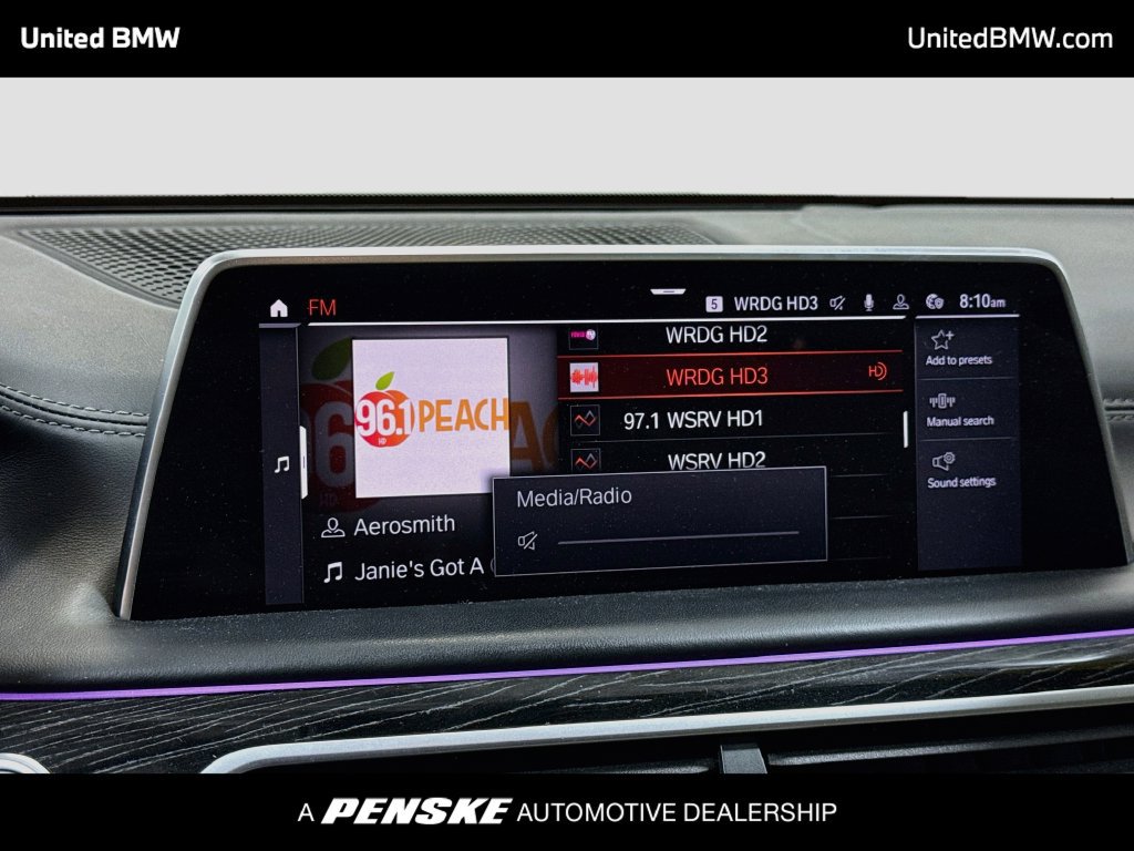 Used 2022 BMW 750i xDrive w/ Executive Package AWD/4WD image 15