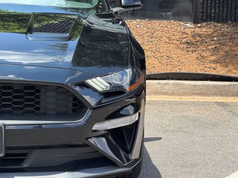 Used 2023 Ford Mustang Premium RWD image 5