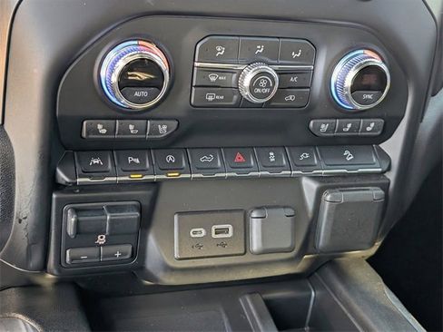 Used 2021 GMC Sierra 1500 AT4 w/ AT4 Premium Package image 16