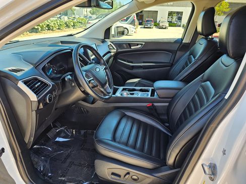 Used 2024 Ford Edge SEL image 16
