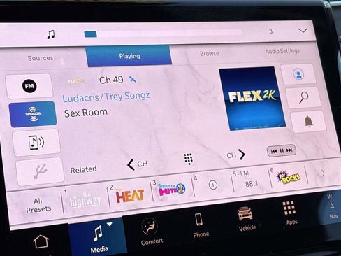 New 2025 Jeep Grand Cherokee L Limited w/ Luxury Tech Group II image 32