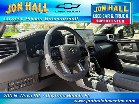 Used 2025 Toyota Sequoia Platinum AWD/4WD image 25