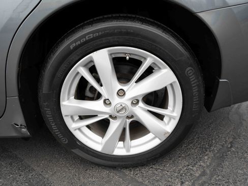 Used 2015 Nissan Altima 2.5 SV w/ Convenience Package image 28