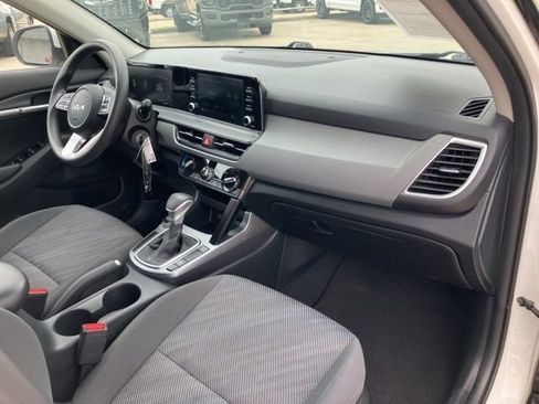 Used 2024 Kia Seltos LX AWD/4WD image 11