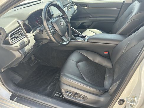 Used 2024 Toyota Camry XSE FWD image 12