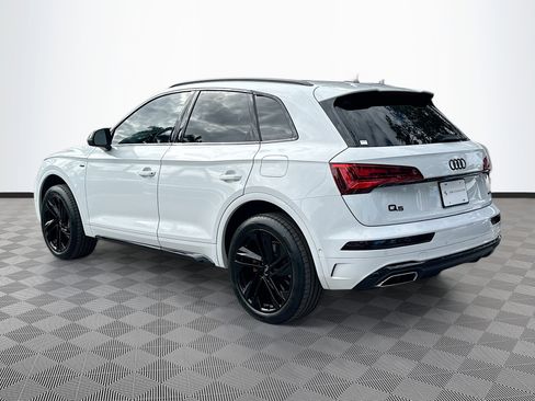 Used 2021 Audi Q5 e Prestige w/ Prestige Package image 5