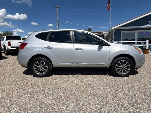 Used 2012 Nissan Rogue S AWD/4WD image 3