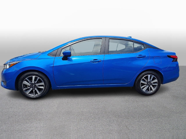 Used 2024 Nissan Versa SV FWD image 7