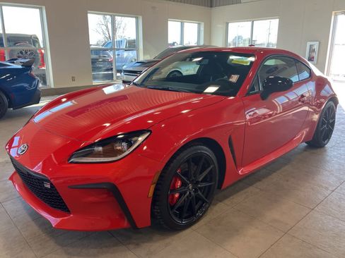 Used 2025 Toyota GR86 Premium image 1