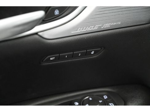 Certified 2025 Cadillac XT5 Premium Luxury image 32