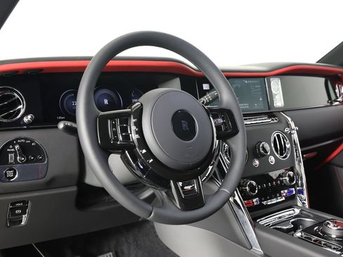 New 2026 Rolls-Royce Cullinan AWD/4WD image 4