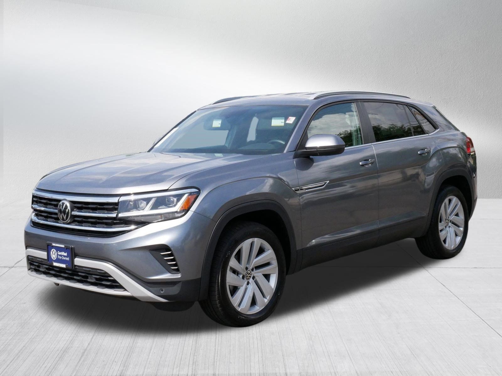 Certified 2022 Volkswagen Atlas Cross Sport SE AWD/4WD image 3