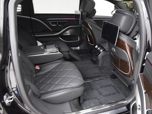 New 2026 Mercedes-Benz Maybach S 680 4MATIC image 19