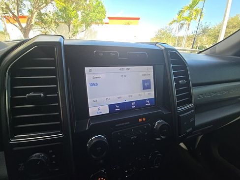 Used 2022 Ford F250 XLT w/ XLT Value Package AWD/4WD image 24