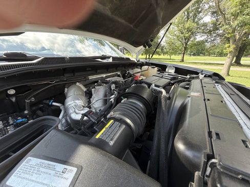 Used 2021 Chevrolet Silverado 2500 LT w/ Z71 Off-Road Package AWD/4WD image 9