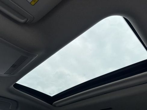 Used 2025 MAZDA CX-30 AWD 2.5 S w/ Premium Package image 15