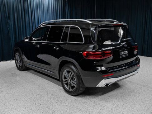 New 2026 Mercedes-Benz GLB 250 4MATIC image 9