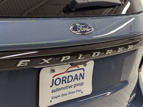 New 2026 Ford Explorer Active w/ Active Comfort Package image 33