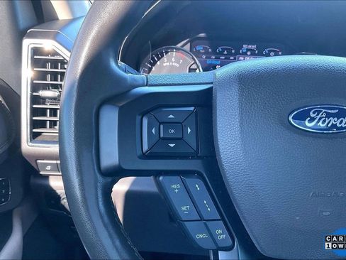 Used 2020 Ford Expedition Limited w/ Equipment Group 301A image 12