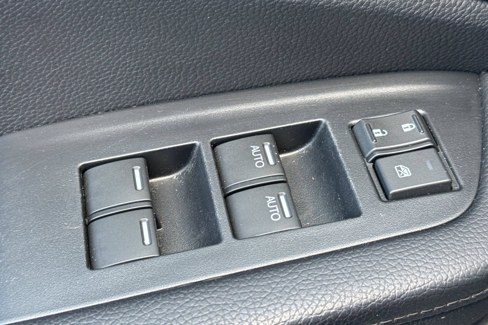 Used 2021 Honda Passport Elite image 11