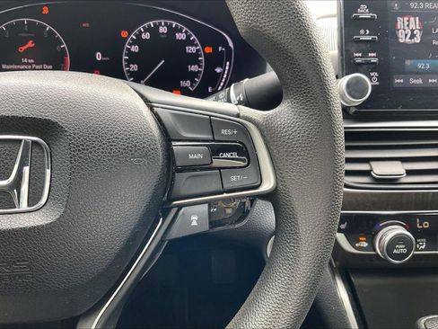 Used 2019 Honda Accord EX image 19