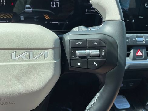 New 2026 Kia K4 GT-Line FWD image 25