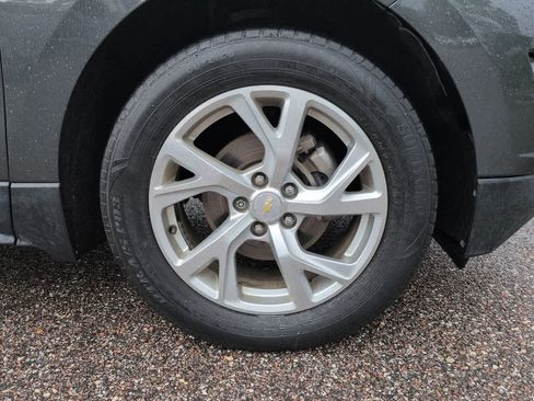Used 2018 Chevrolet Equinox Premier AWD/4WD image 11