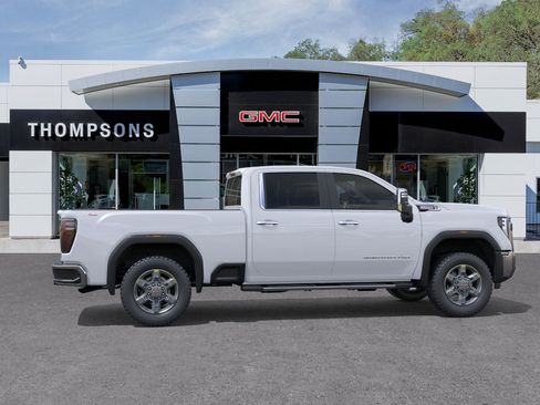 New 2026 GMC Sierra 2500 SLT image 3