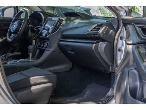 Used 2019 Subaru Impreza 2.0i Premium image 10