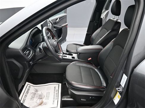 Used 2023 Ford Escape ST-Line Select w/ Tech Pack #2 image 13