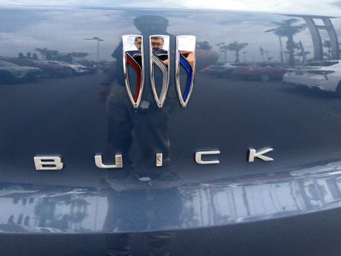Used 2024 Buick Encore GX Sport Touring FWD image 39