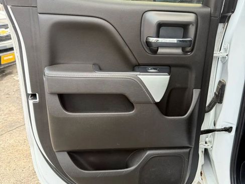 Used 2018 Chevrolet Silverado 1500 LT w/ Trailering Package image 11