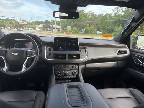 Used 2023 Chevrolet Tahoe LT w/ Luxury Package image 9