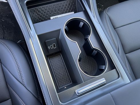 New 2026 Lincoln Nautilus Premier w/ Equipment Group 102A image 23