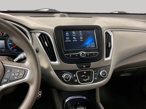Used 2016 Chevrolet Malibu LT FWD image 6