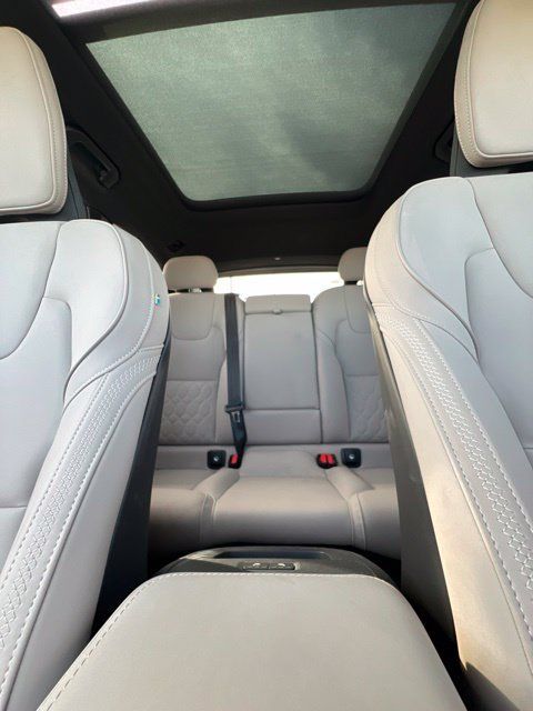 Used 2026 Volvo XC60 B5 Plus AWD/4WD image 25