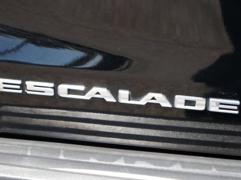 Used 2017 Cadillac Escalade Luxury AWD/4WD image 58