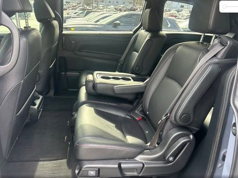 Used 2023 Honda Odyssey Sport image 7