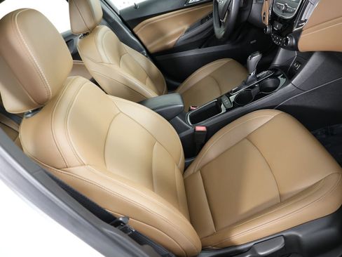 Used 2019 Chevrolet Cruze Premier w/ Sun And Sound Package FWD image 33