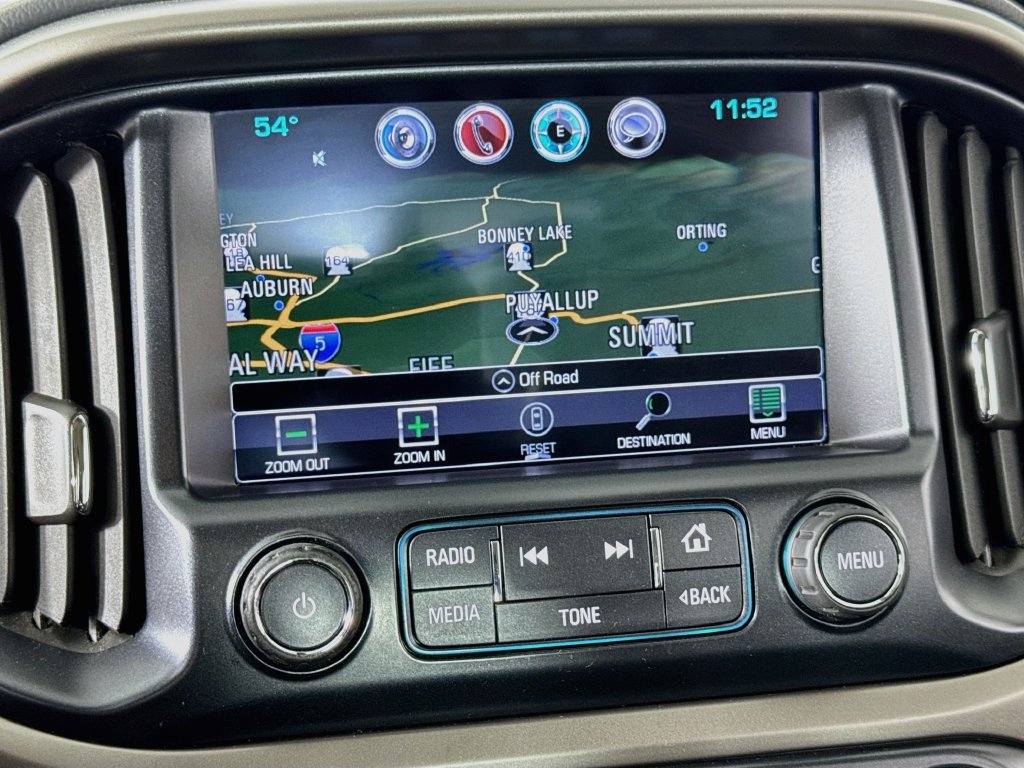 Used 2017 Chevrolet Colorado Z71 AWD/4WD image 28
