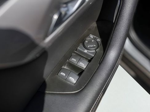 Used 2023 Chevrolet Blazer LT w/ Driver Confidence Package image 28