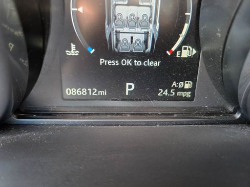 Used 2017 Land Rover Discovery HSE AWD/4WD image 22